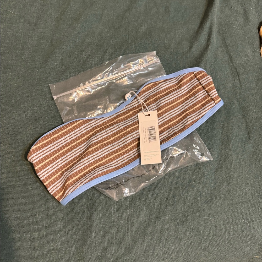 NWT !! Frankies Bikinis Small Ocean Stone Bandeau Swim Top